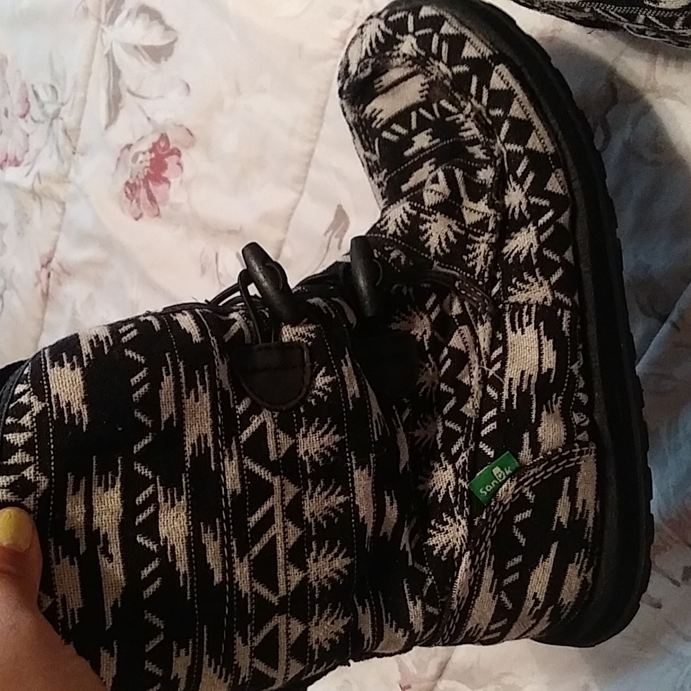 Winter boots